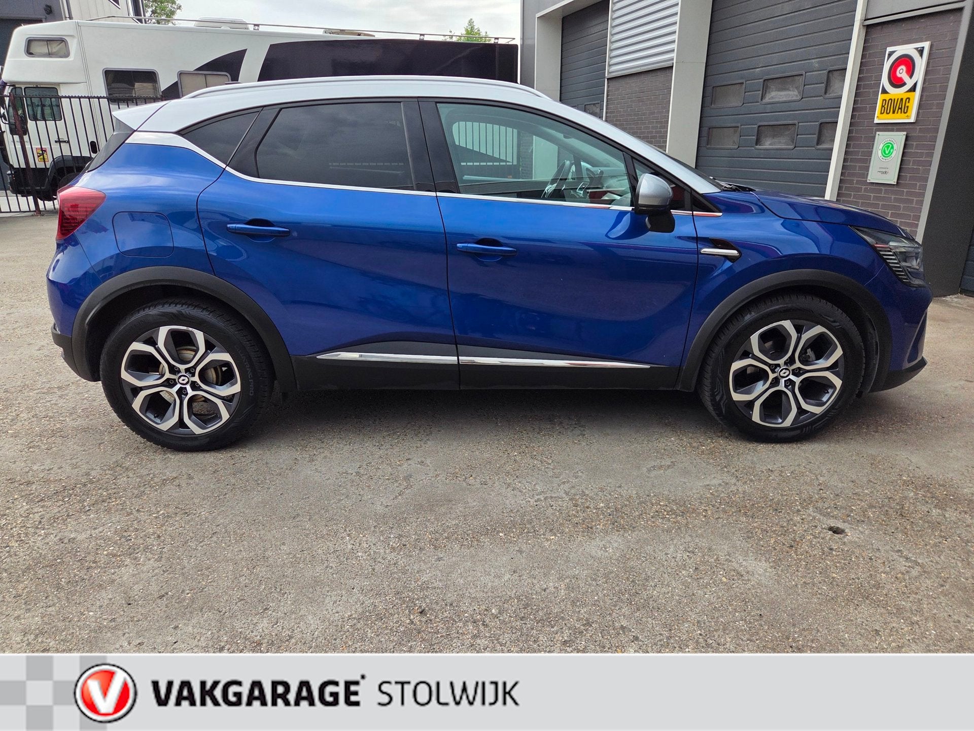 Renault Captur 1.3 mild hybrid 140 SL Rive Gauche AUR camera, Auto's, Voorwielaandrijving, Gebruikt, 4 cilinders, Blauw