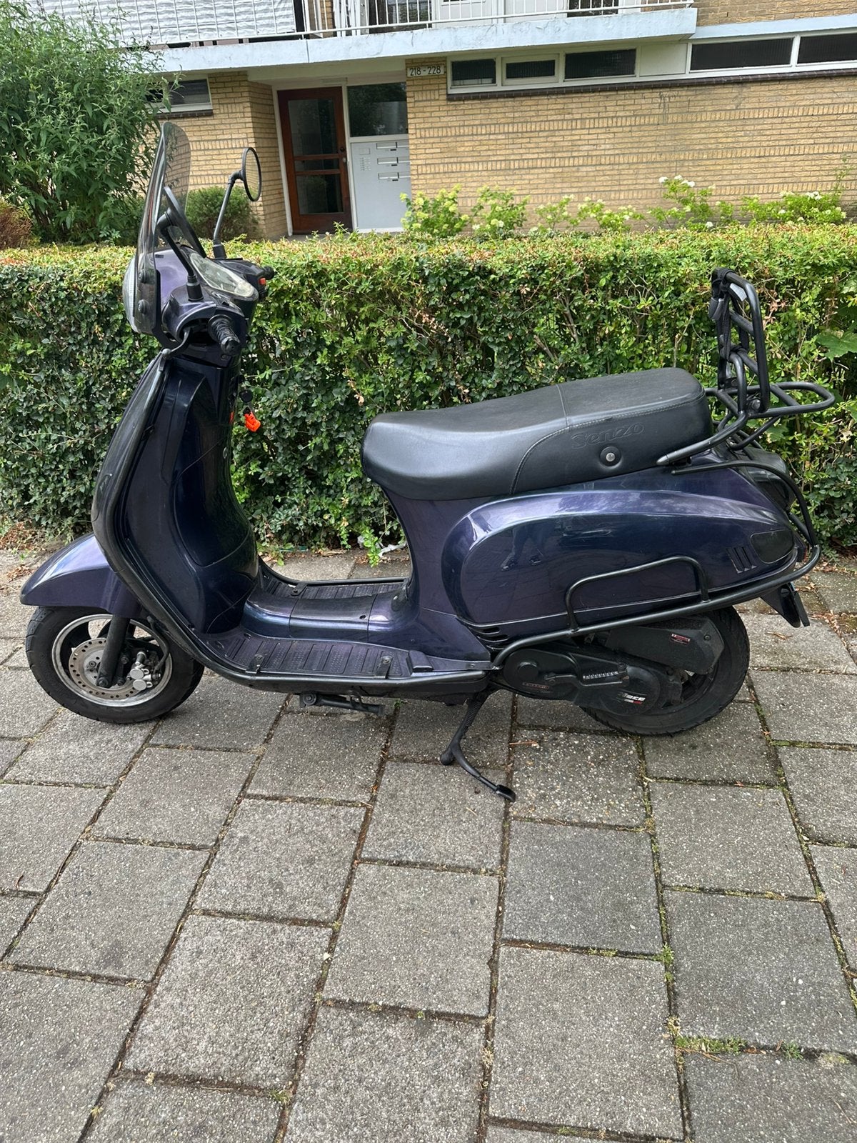 Senzo Rivalux | snorscooter | 7.9xx km | 65 km/u, Zo goed als nieuw, Benzine, Ophalen, Overige merken