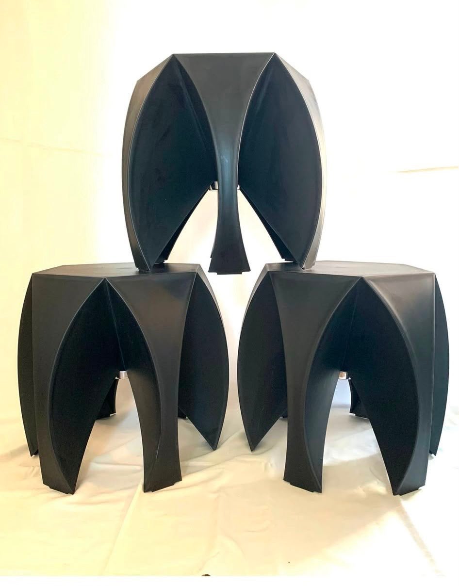 3 Moderne bijzondere Design krukken bijzettafels zitjes, Ophalen, Kunststof