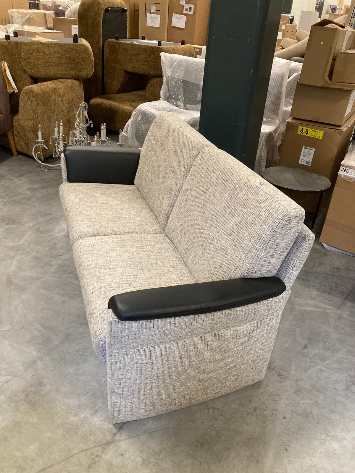 Mooie 2 zitsbank  stof en leer beige gebroken wit ALS NIEUW, Huis en Inrichting, 150 tot 200 cm, Tweepersoons, 75 tot 100 cm, Ophalen of Verzenden