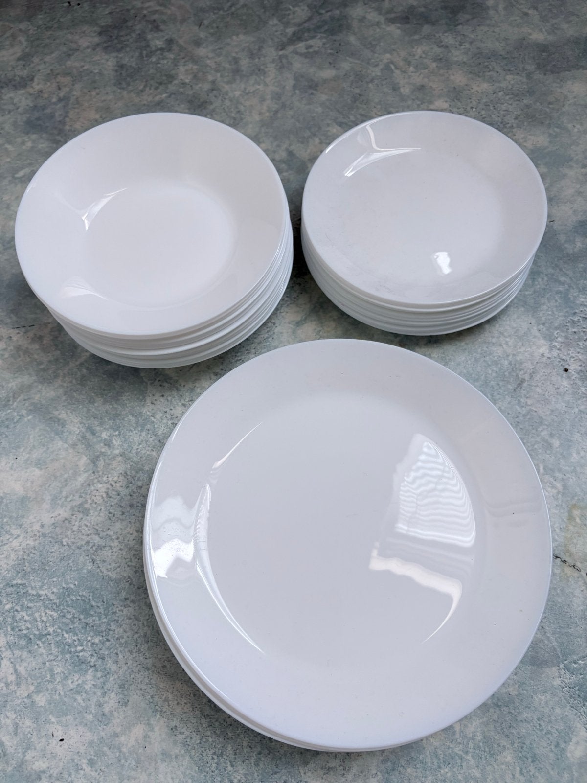 Gratis: Set van Ikea witte borden, Ophalen, Gebruikt, Keramiek, Bord(en)