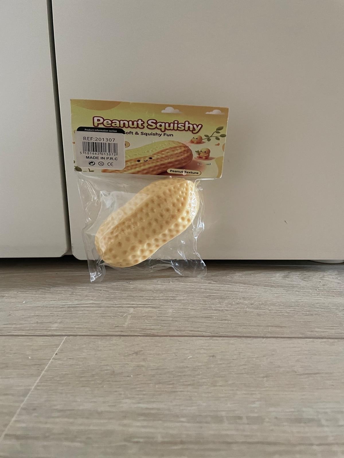 Peanut Squishy - Zacht en Leuk Stressspeeltje, Kinderen en Baby's, Speelgoed | Overig, Ophalen of Verzenden, Nieuw, Jongen of Meisje