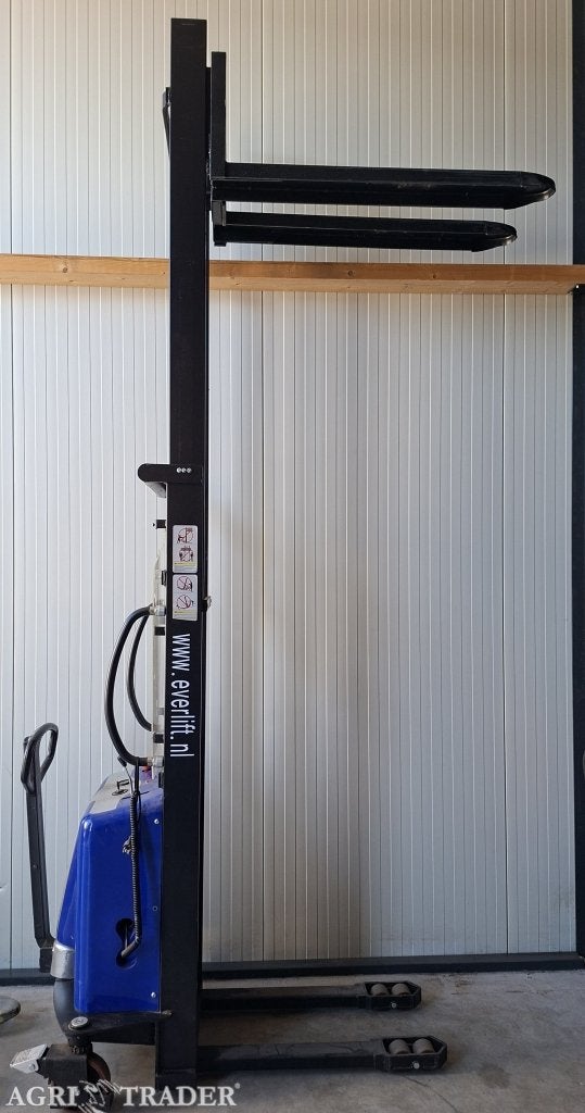 semi elektrische stapelaar 3000 mm 1000 kg, Doe-het-zelf en Verbouw, Gebruikt, -, Niet opgegeven, Ophalen of Verzenden