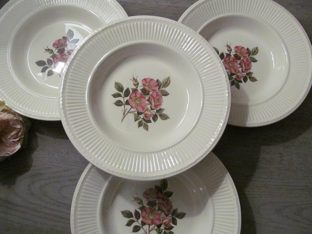 4 Wedgwood Briar Rose Diepe Borden, Huis en Inrichting, Keuken | Servies, Keramiek, Ophalen of Verzenden, Zo goed als nieuw, Bord(en)