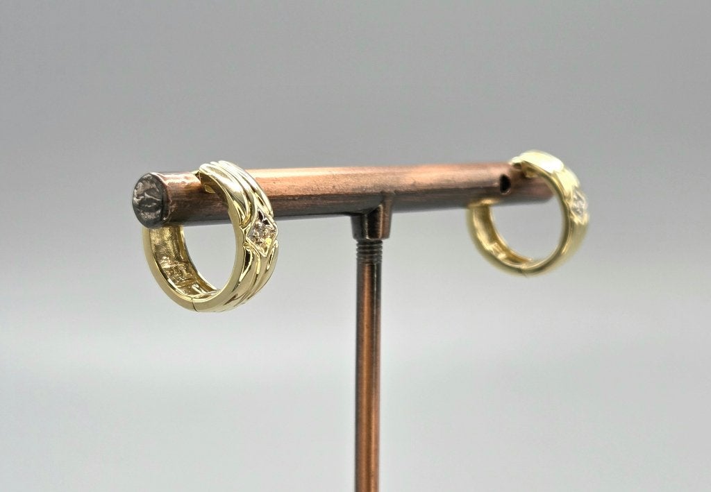 Vintage gouden klapcreolen met diamanten. 2025/602, Sieraden, Tassen en Uiterlijk, Hangers, ., Ophalen of Verzenden, Zo goed als nieuw