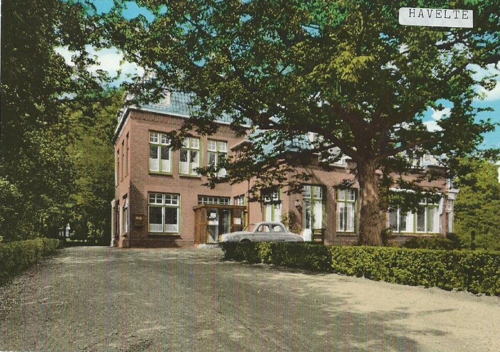Oude Ansichtkaart Gemeentehuis Havelte Drenthe, Verzamelen, Ophalen of Verzenden, 1940 tot 1960, Gelopen, Drenthe