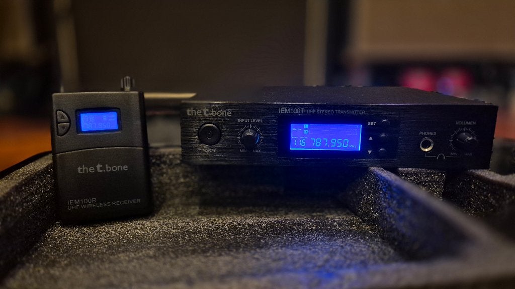t.bone IEM 100 - Wireless In-Ear Monitor System (768 MHz) -2, Muziek en Instrumenten, Microfoons, Zo goed als nieuw, Overige typen