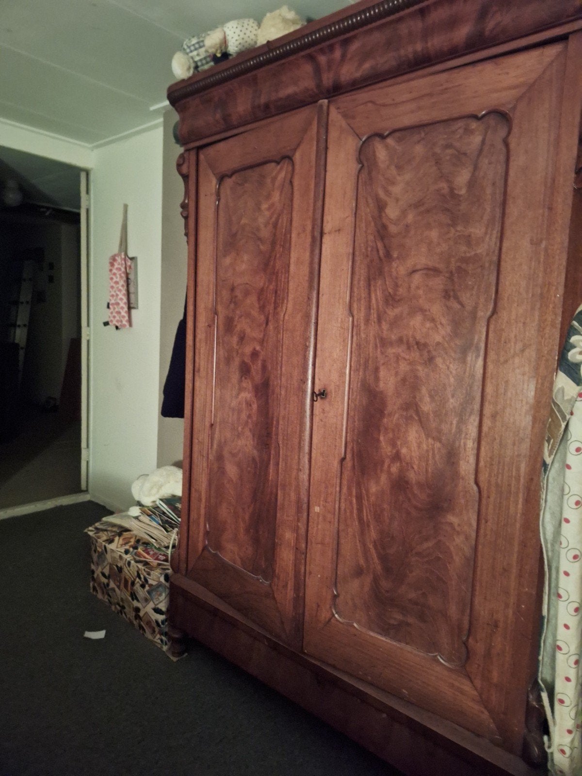 Antieke mahoniehouten kast met lades - ca. 80 jaar oud, Ophalen
