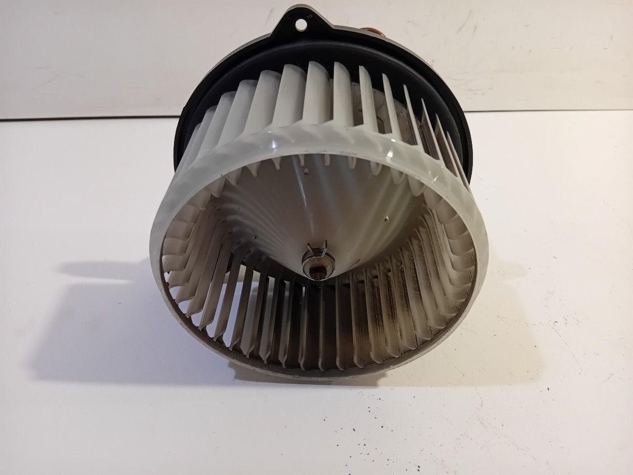 Kachel ventilator motor Audi RS 6, Onderdelen@venauto.nl, Van der Ven Autorecycling B.V., Gebruikt, Ettenseweg 76, 4706 PB Roosendaal, The Netherlands