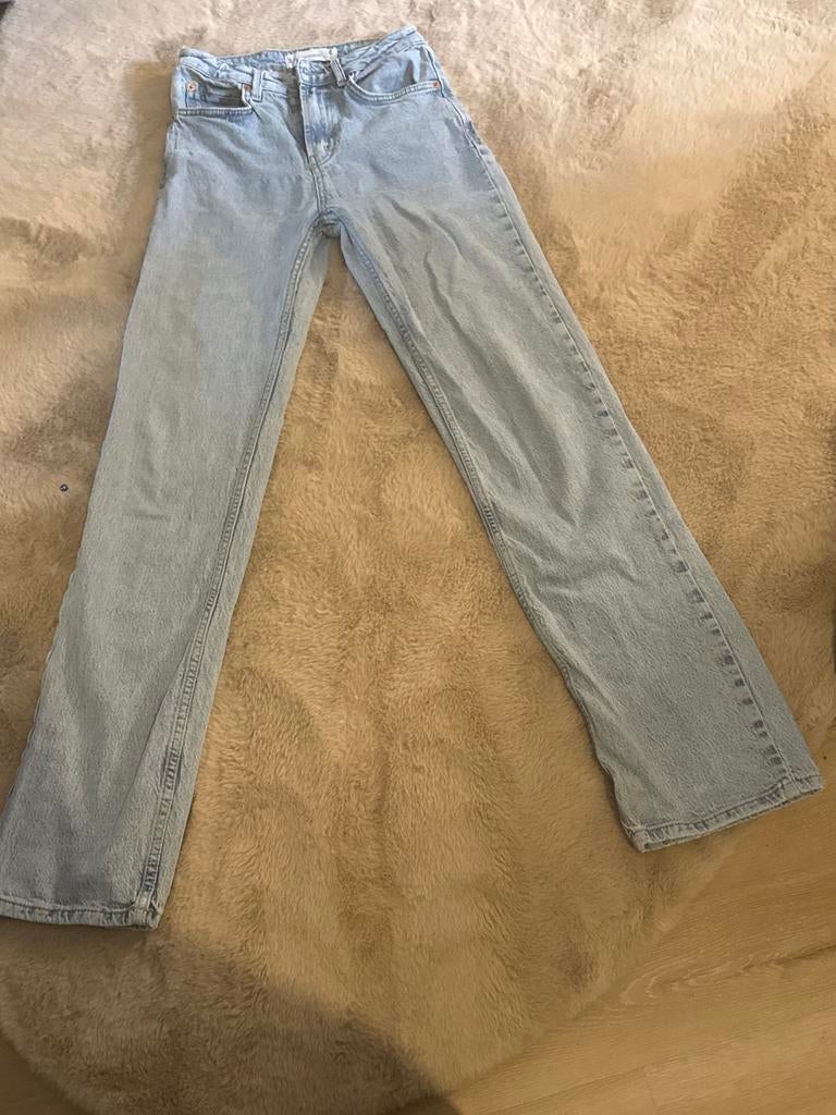 Stradivarius jeans maat 34, Kleding | Dames, Verzenden, Gedragen, Blauw, W27 (confectie 34) of kleiner