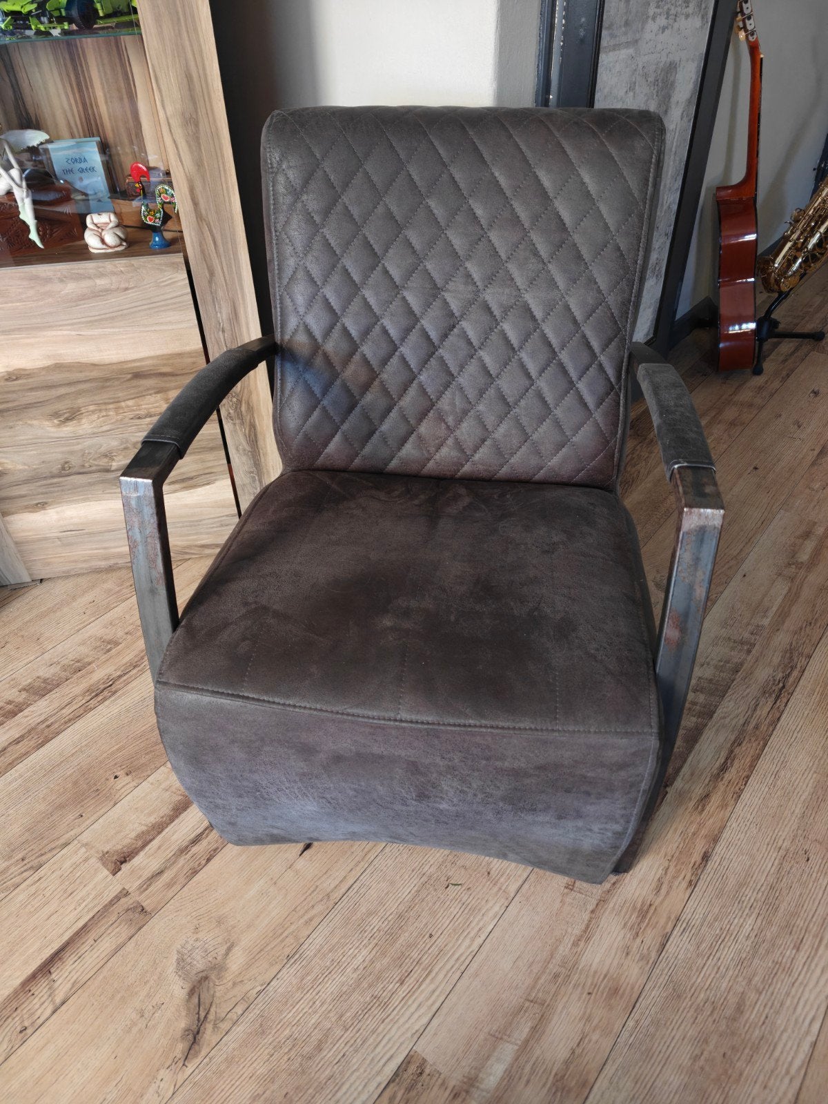Comfortabele fauteuil - Grijs/antraciet met metalen frame, Huis en Inrichting, Stoelen, Ophalen, Gebruikt, Twee, Modern industrieel