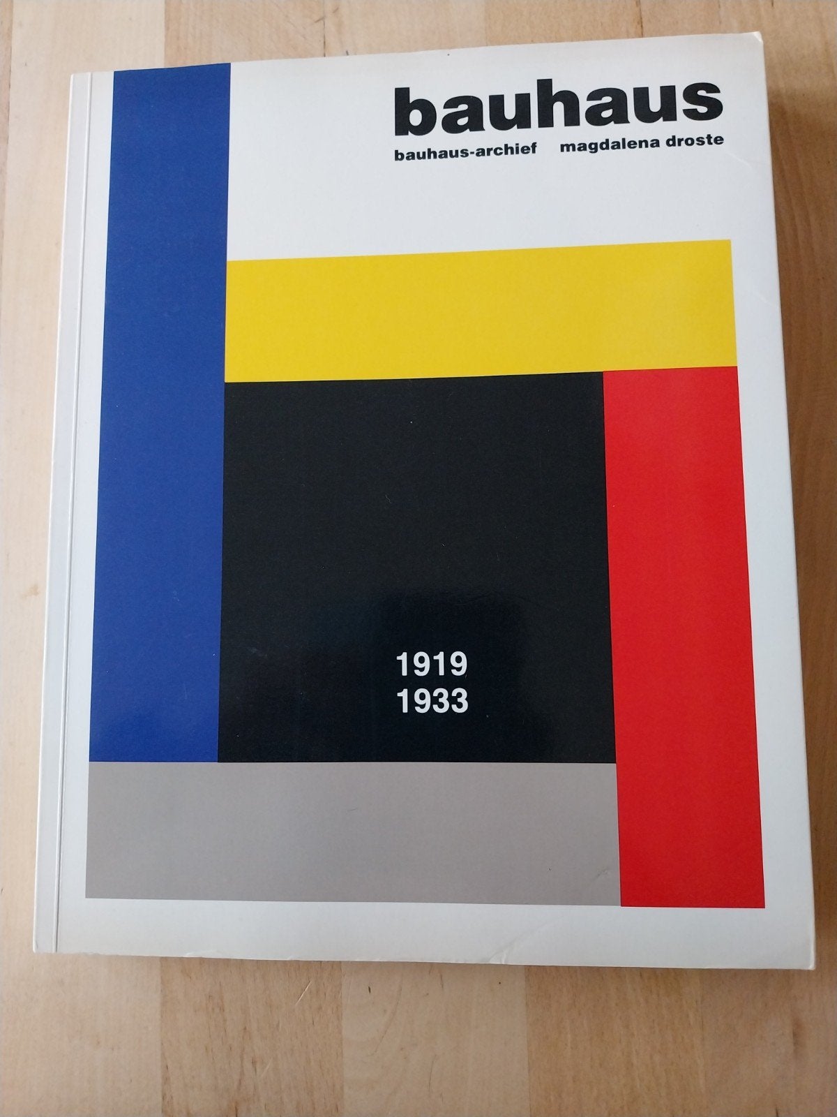Bauhaus 1919-1933 - Magdalena Droste - Kunstboek, Ophalen of Verzenden, Zo goed als nieuw, Overige onderwerpen, Magdalena Droste