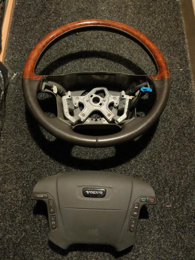 Volvo V70 Stuur met Airbag - Gebruikt, Auto-onderdelen, Ophalen of Verzenden, Gebruikt, Volvo