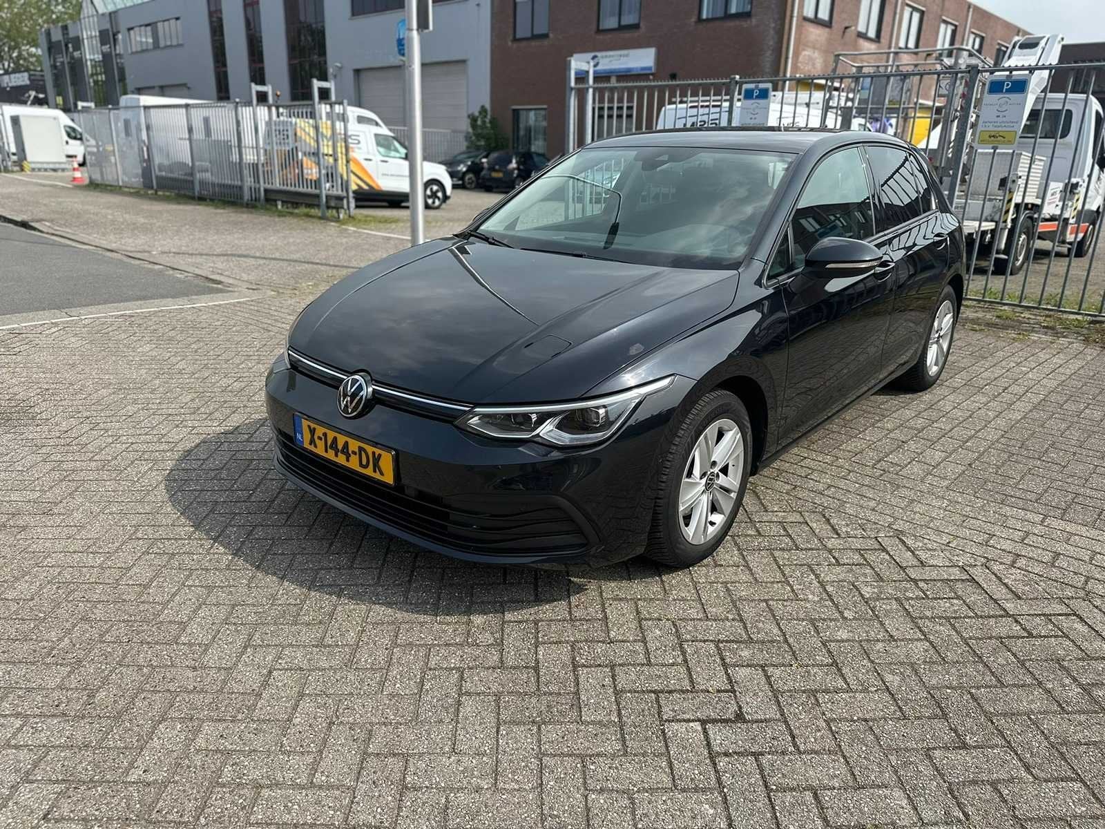 Volkswagen - 2022 - Golf - 2.0 TDI Life Bns - Personenauto, Auto's, Voorwielaandrijving, Gebruikt, 4 cilinders, Golf Variant