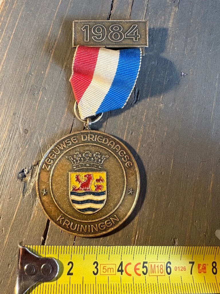 Grote medaille de zeeuwse vierdaagse, Ophalen of Verzenden, Overige materialen, Nederland