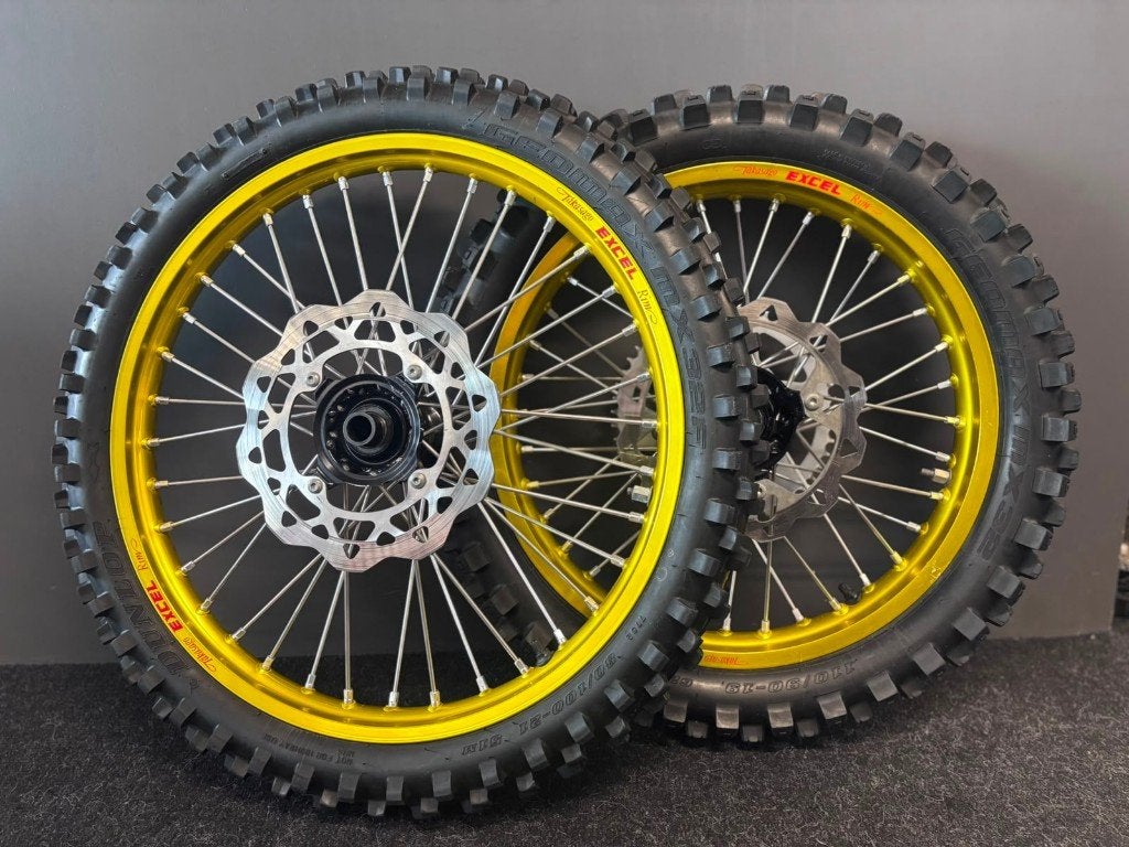 Haan wielen Suzuki - Complete set met banden en schijven, Ophalen, Haan Wheels, Info@alfredgerrits.nl, 7681NB