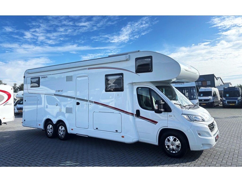 Dethleffs Trend A 7877-2/Alkoof/Dwarsbed/8.60M/XXL/automaat, Automaat, Alkoof, Fiat, Bedrijf
