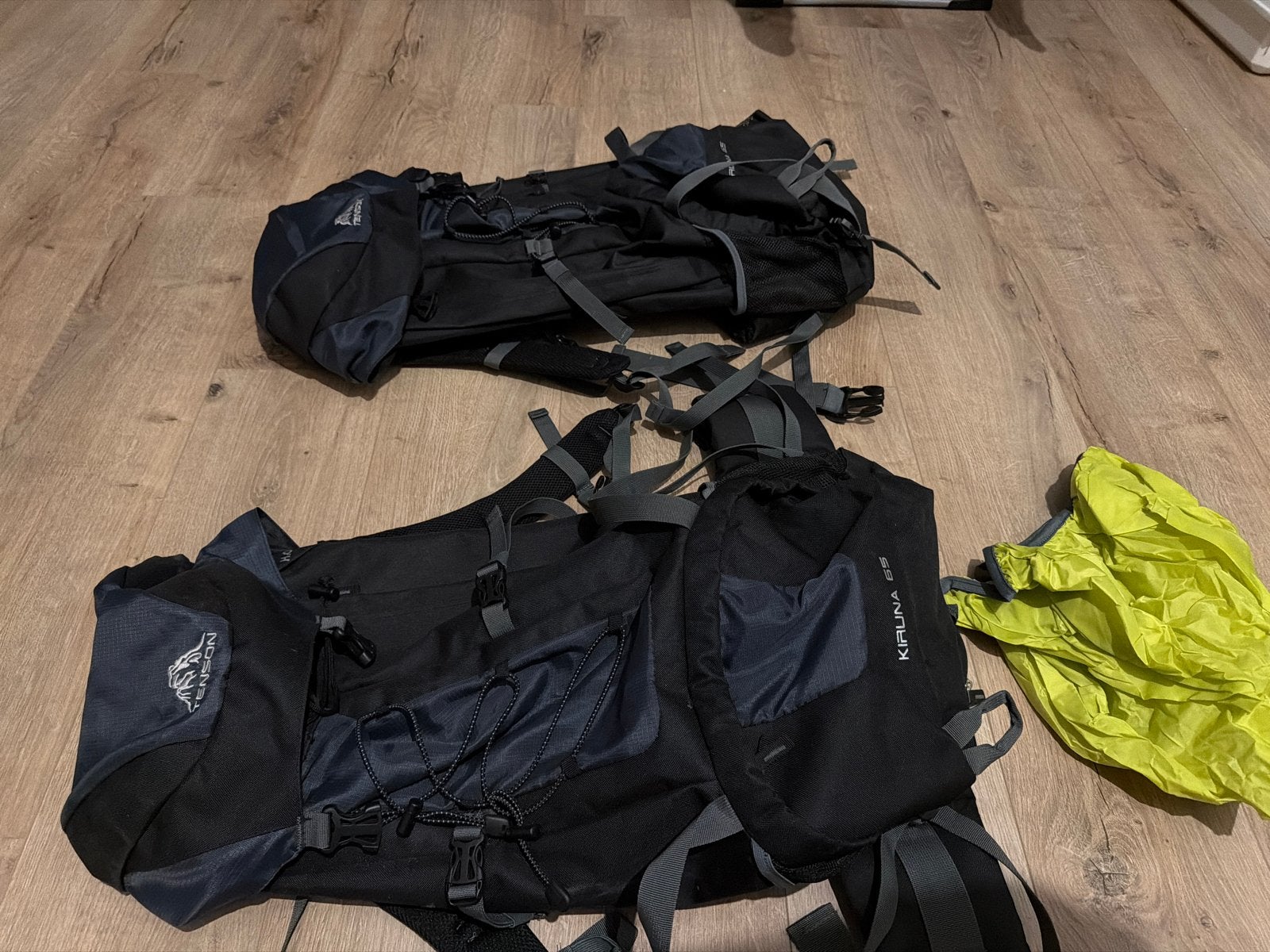 Tenson Kiruna 65L Trekking Rugzakken (2 stuks), Ophalen, Gebruikt, Rugzak