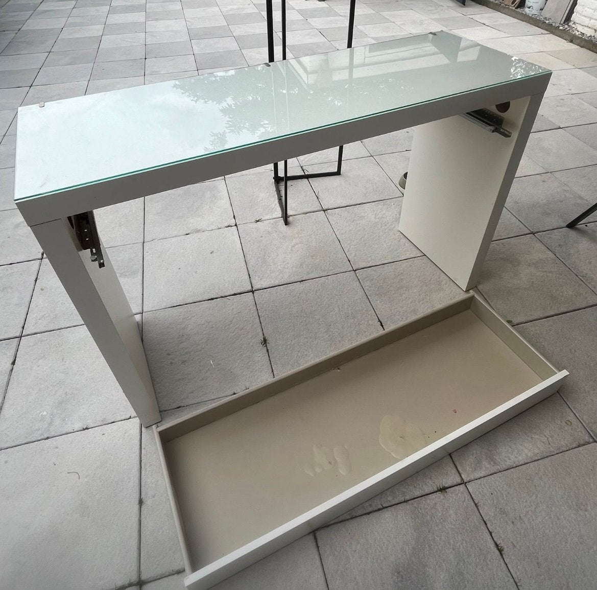 Ikea bureau, Huis en Inrichting, Ophalen, Zo goed als nieuw