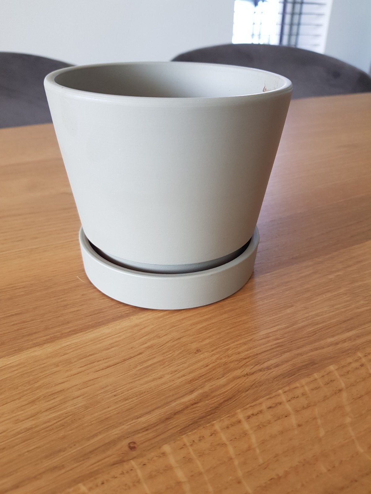 Leuke bloempot, Rond, Binnen, Ophalen of Verzenden, Zo goed als nieuw
