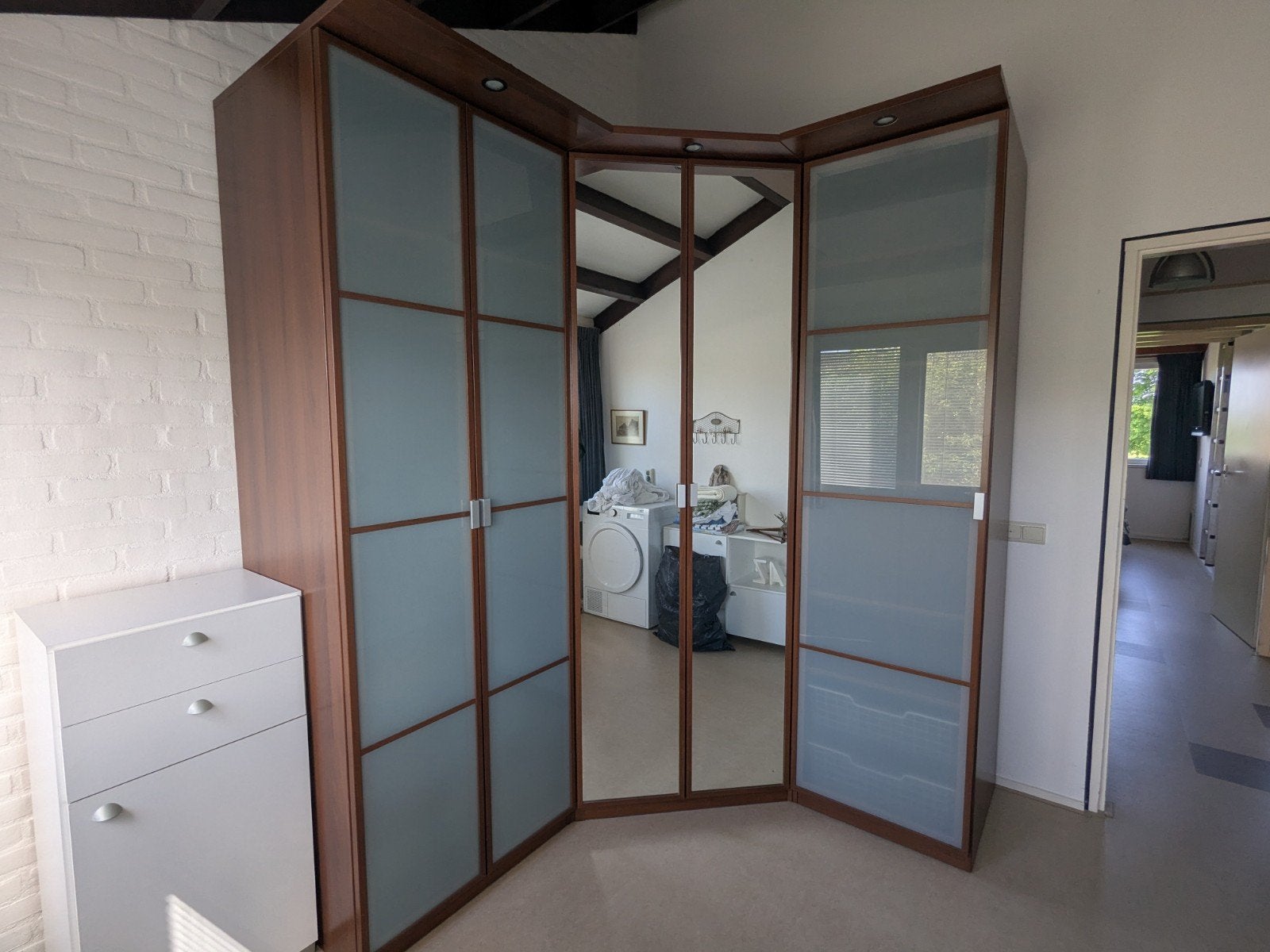 Ikea Pax Hoekkast - Ruime Kledingkast met Glazen Deuren, Huis en Inrichting, Kasten | Kledingkasten, Gebruikt, 150 tot 200 cm
