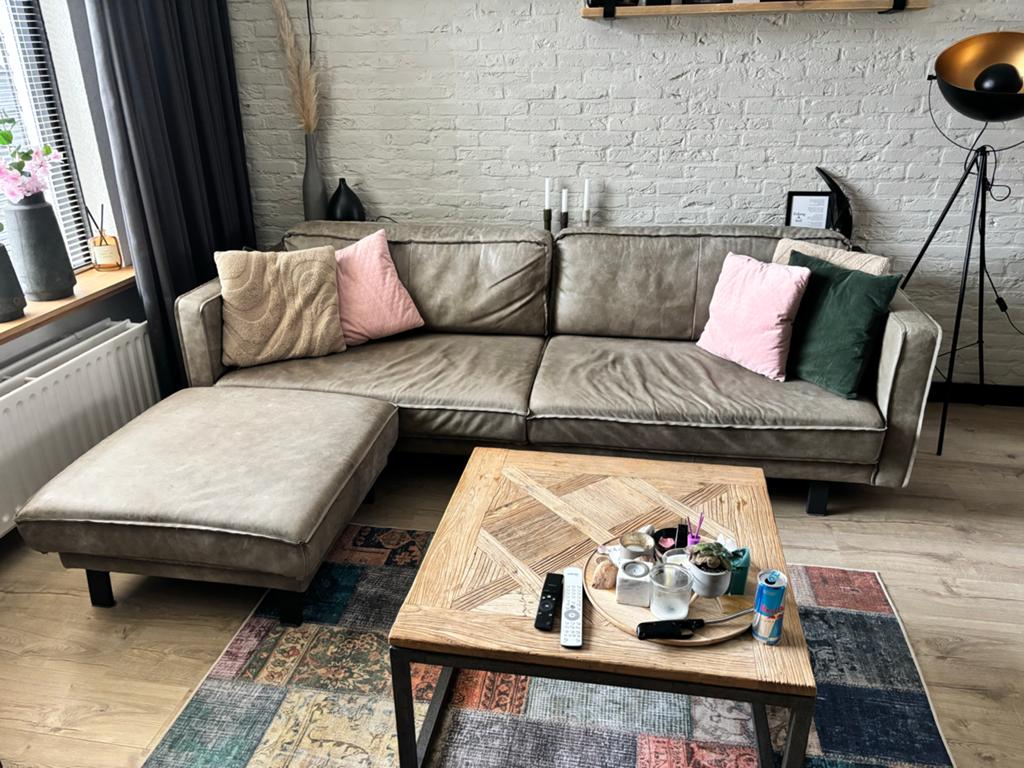 GRATIS Lederen 3 zits bank met hocker, Ophalen, Gebruikt, Vintage geborsteld leder, Driepersoons