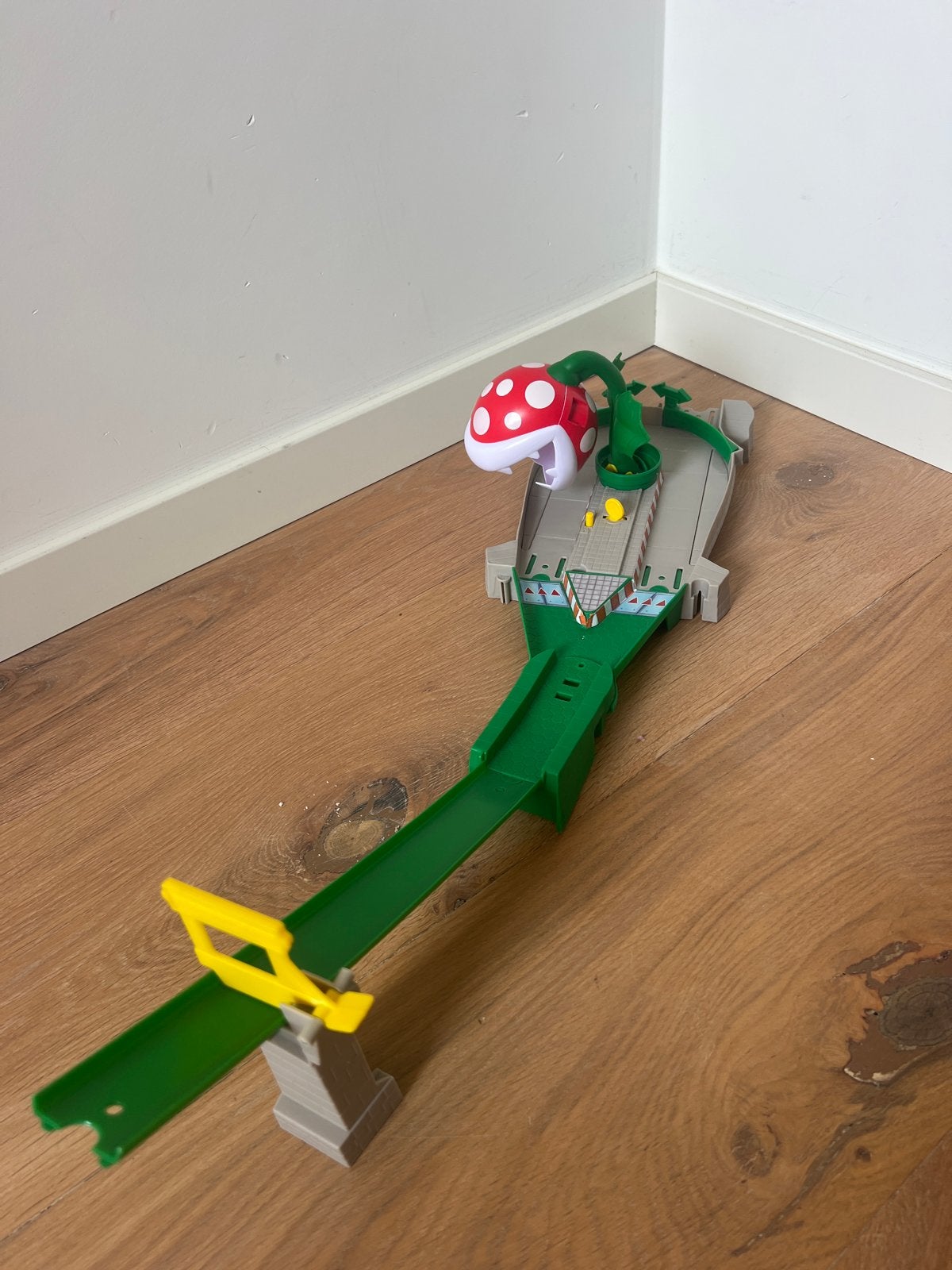 Hot Wheels Mario Kart Piranha Plant Racebaan, Racebaan, Zelf te bouwen, Ophalen of Verzenden, Zo goed als nieuw