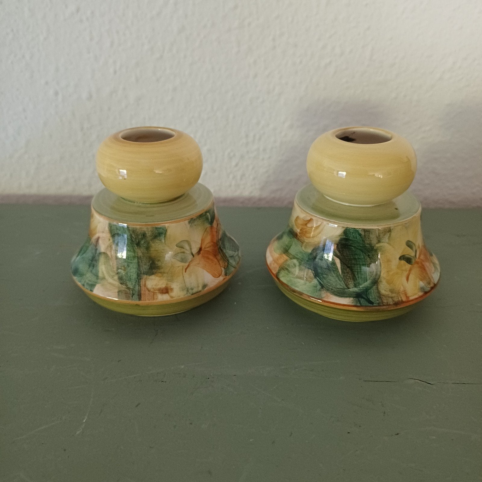 Set van 2 handgeschilderde Jersey Pottery kaarsenstanders, Ophalen of Verzenden, Keramiek of Aardewerk