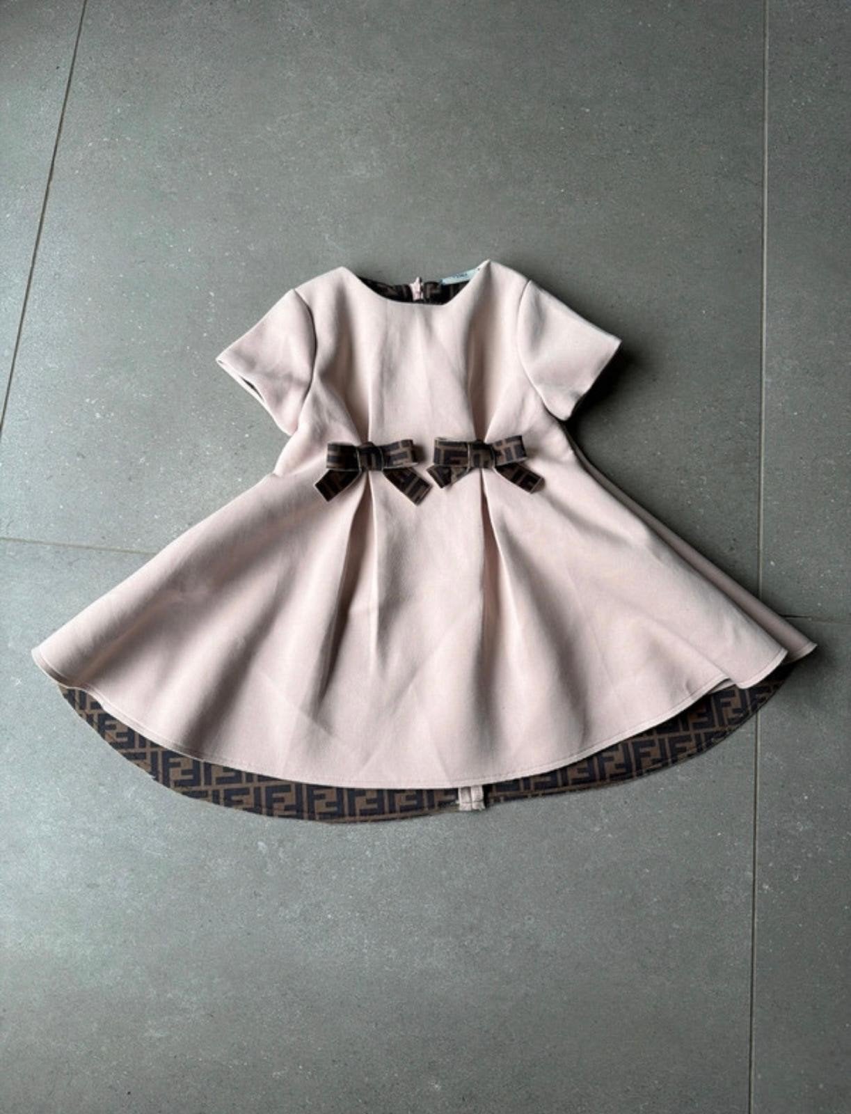 Fendi Baby Jurk Roze met Strikjes en FF-logo maat 92, Verzenden, Zo goed als nieuw, Fendi, Meisje