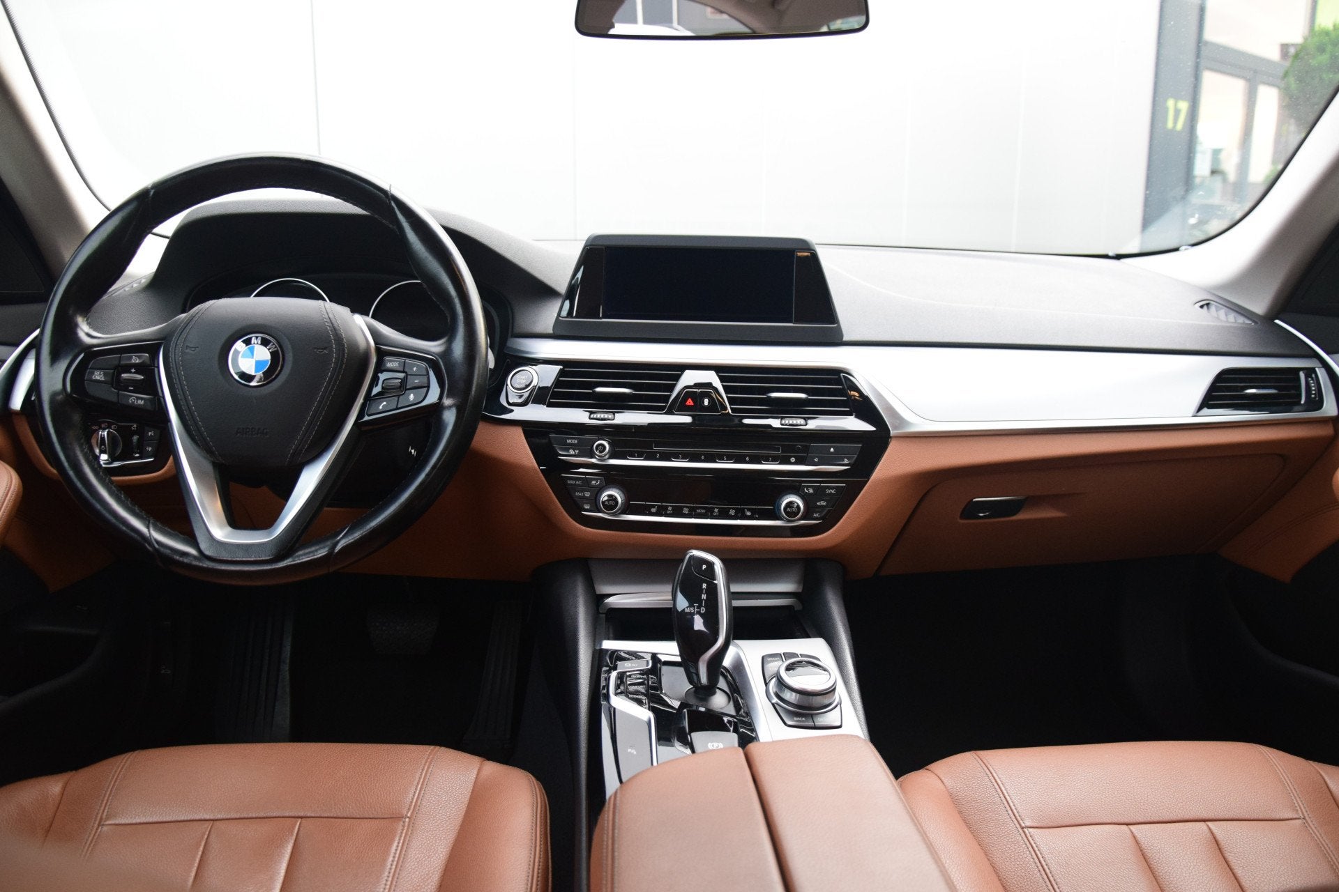 BMW 5 Serie 520d EDE High Executive Camera Display-Key Led T, Auto's, Automaat, Dealer onderhouden, Achterwielaandrijving, 2000 kg