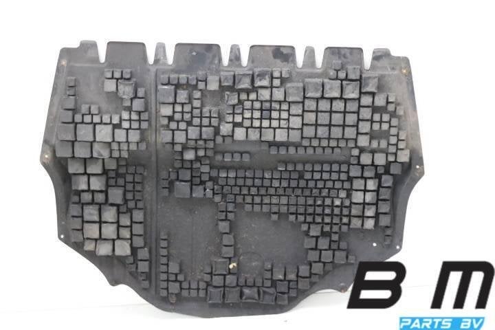 Motoronderplaat Seat Ibiza 6L 6Q0825237P, Gebruikt