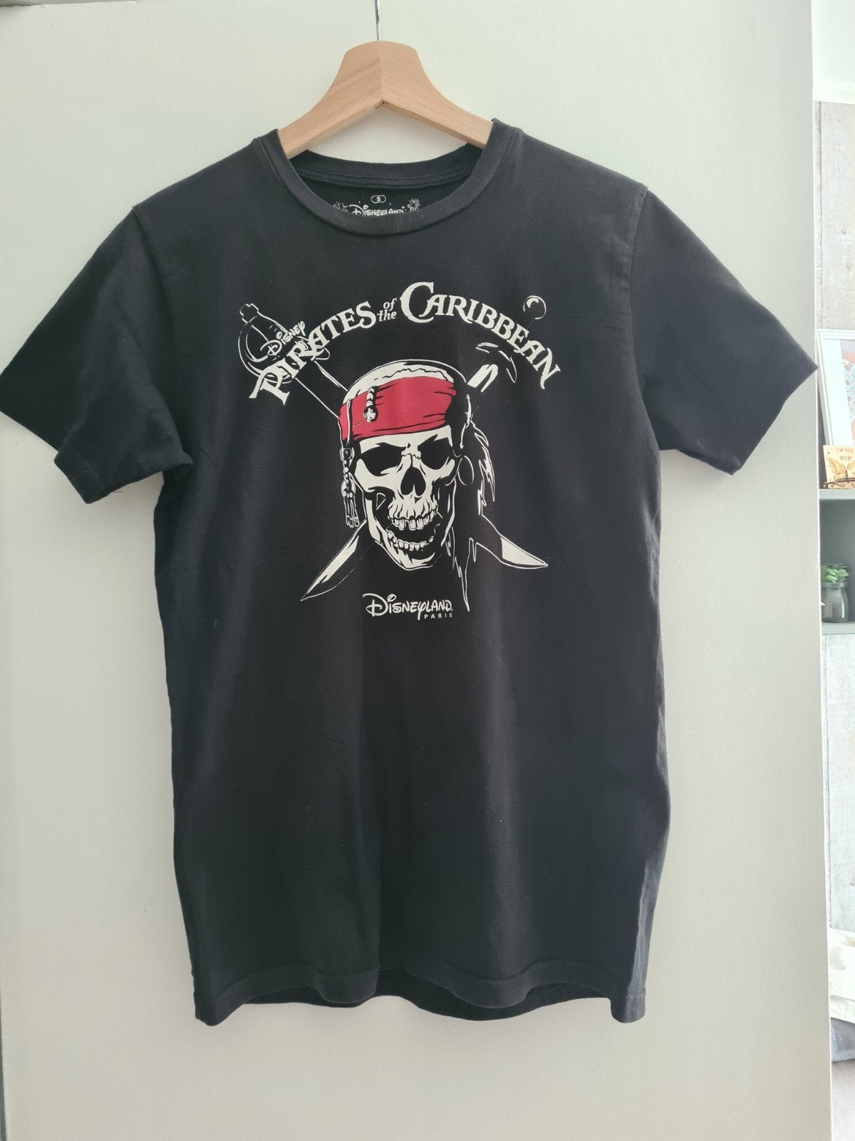 Disney Pirates of the Caribbean T-shirt - S - Nieuw, Kleding | Heren, Zwart, Nieuw, Ophalen of Verzenden, Disney