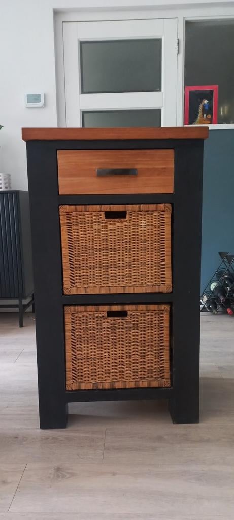Kastje met lade en 2 rieten manden - 108x62x40 cm, Huis en Inrichting, Kasten | Ladekasten, Ophalen, 1 of 2 laden, 50 tot 100 cm