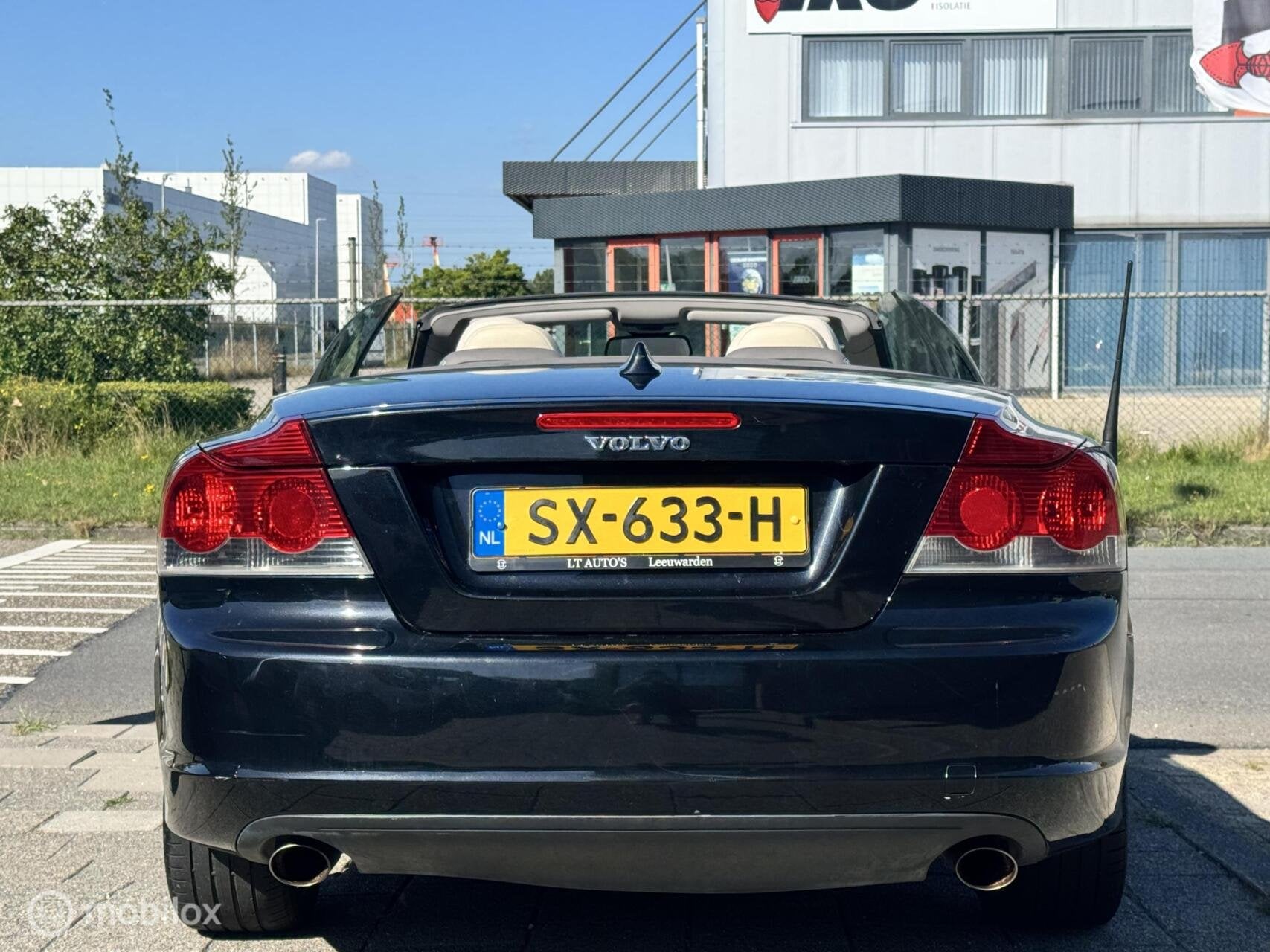Volvo C70 Convertible 2.5 T5 Momentum|Youngtimer Leder Navi, Auto's, Voorwielaandrijving, C70, Cabriolet, 4 stoelen