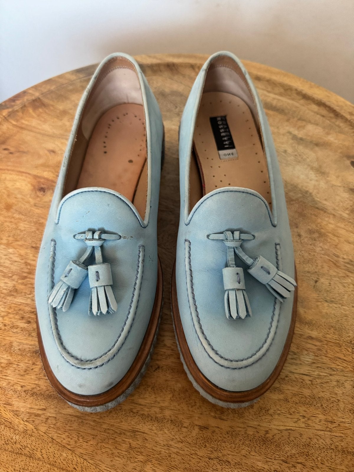 Fratelli Rossetti loafers lichtblauw suède kwastjes maat 40, Kleding | Dames, Schoenen, Ophalen of Verzenden, Gedragen, Blauw