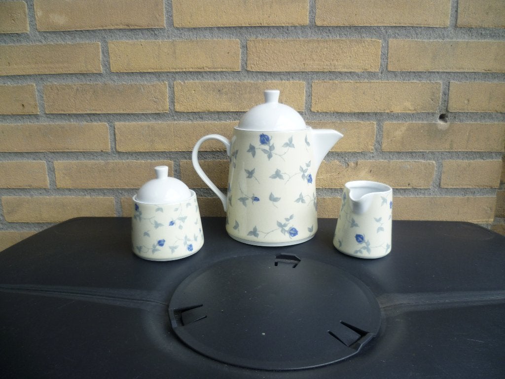 D.E. serviezen, Ophalen of Verzenden, Zo goed als nieuw, Porselein, Compleet servies