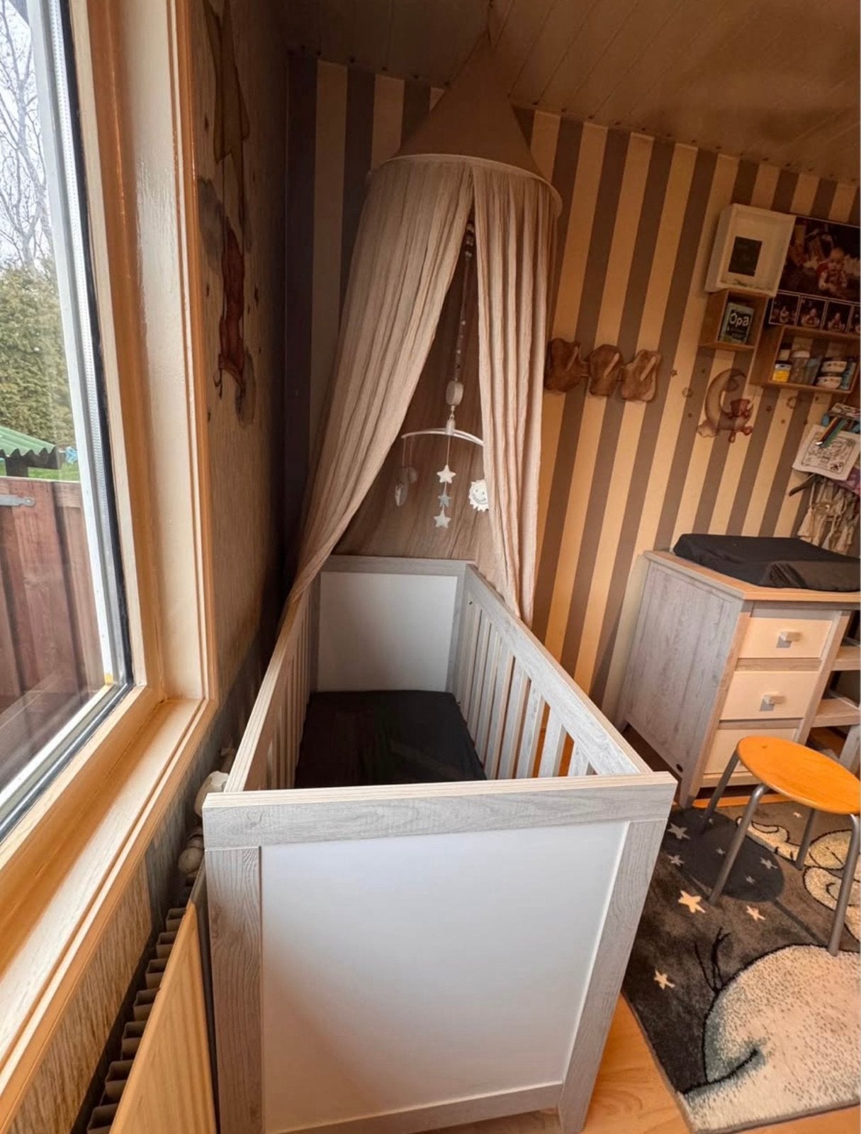 TWF Baby Furniture Commode en Ledikant Set, Ophalen, Minder dan 75 cm, 50 tot 70 cm, Zo goed als nieuw