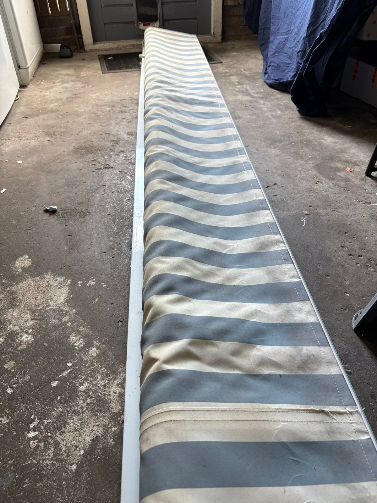 Elektrische zonwering 4m breed, 3m uitval groen/blauw wit, Ophalen, Gebruikt, Elektrisch, 250 cm tot 450 cm