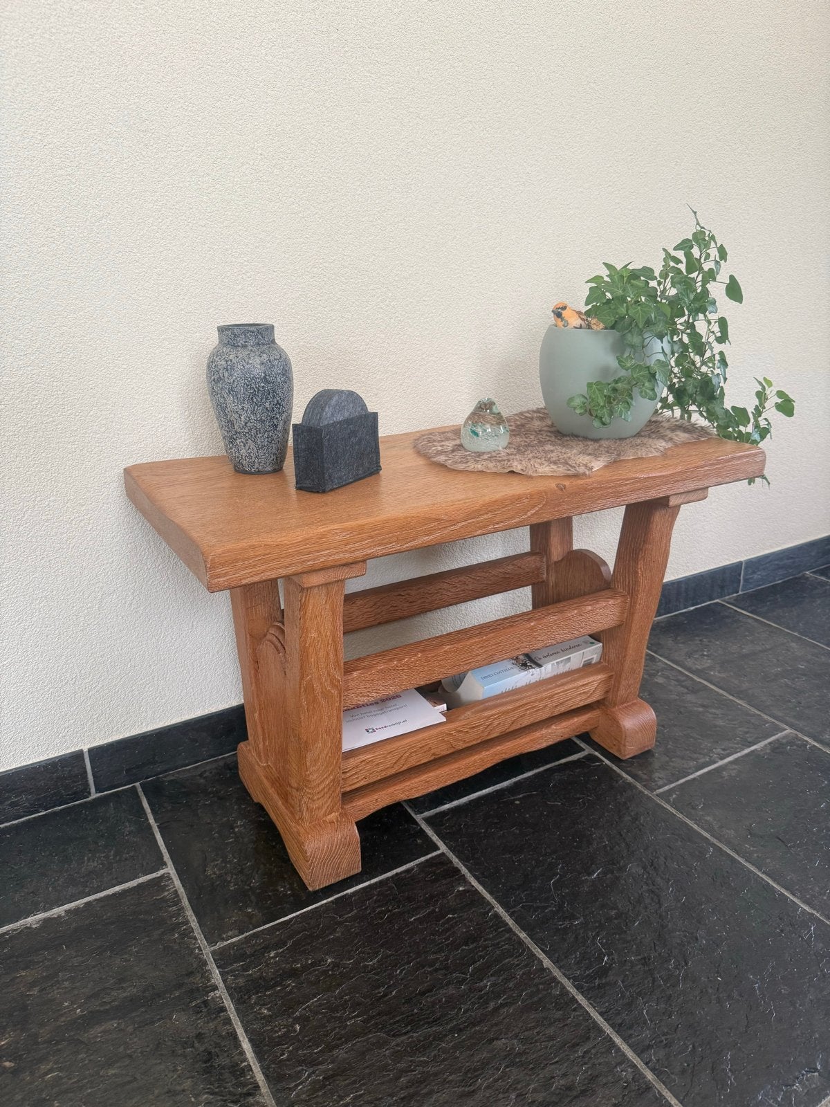 Geloogd eiken krantenbak, geboend, Huis en Inrichting, Woonaccessoires | Krantenbakken en Lectuurbakken, Ophalen, Gebruikt, Hout