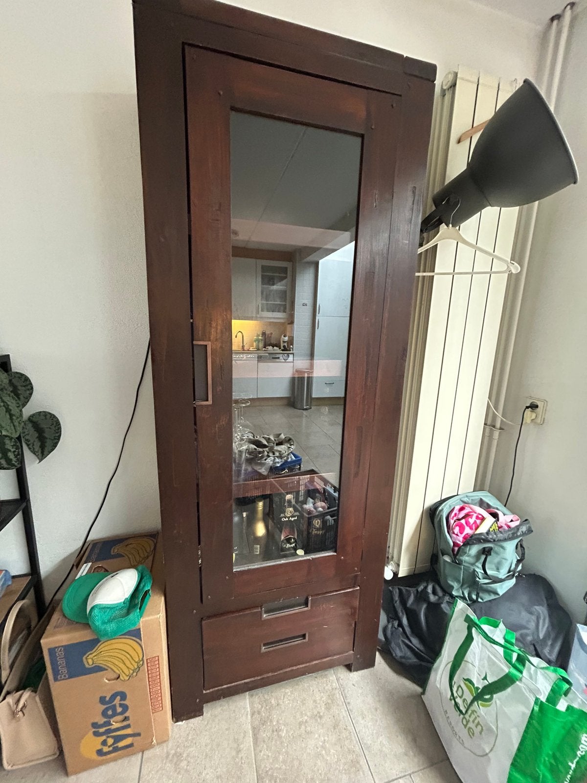 Koloniaal vitrinekast, Huis en Inrichting, Kasten | Vitrinekasten, Ophalen, Met plank(en), Gebruikt, Koloniaal