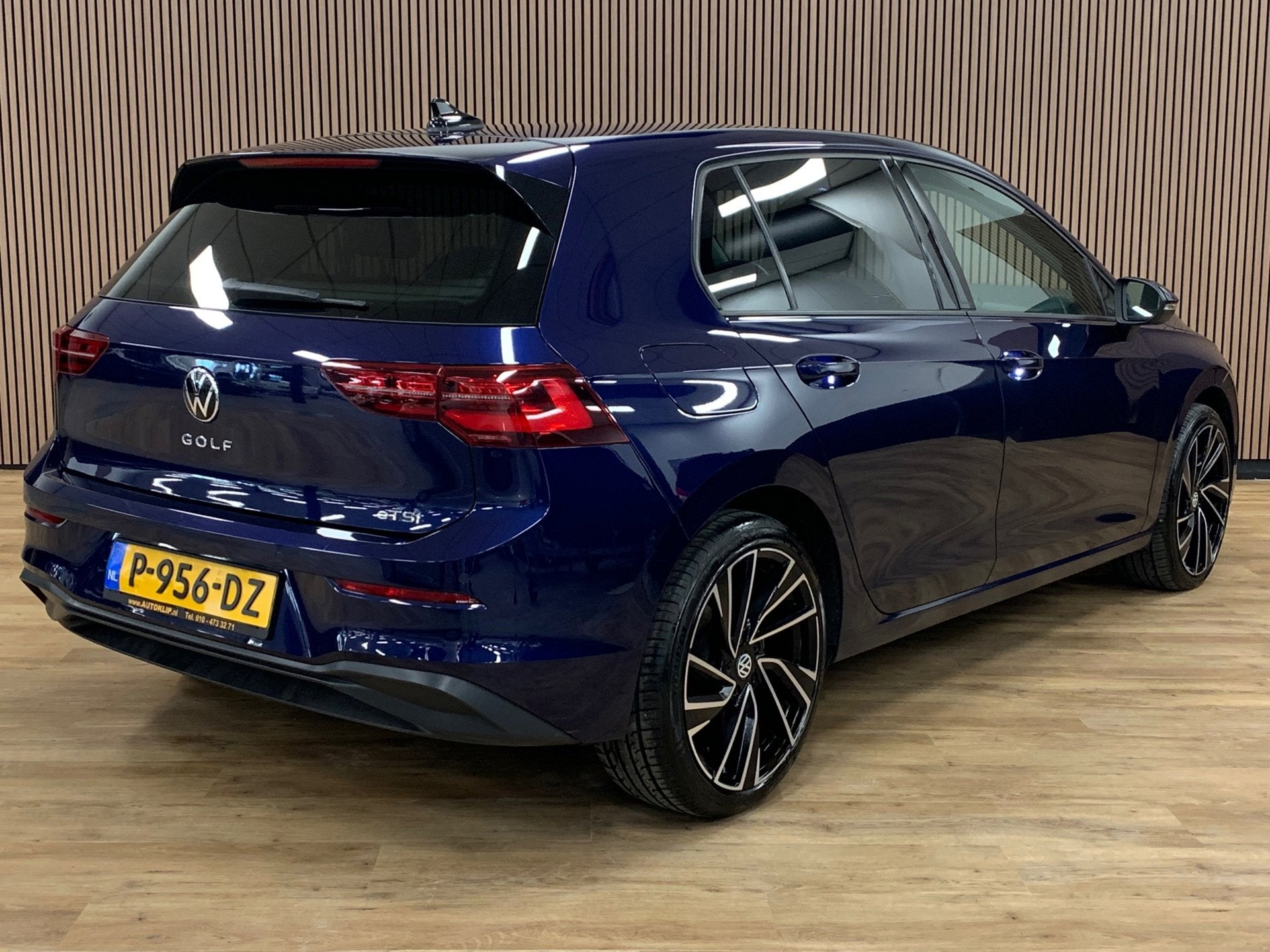 Volkswagen Golf 1.5 eTSI R-Line|LED|Automaat|Sfeerverlichtin, Stof, 4 cilinders, 150 pk, Blauw