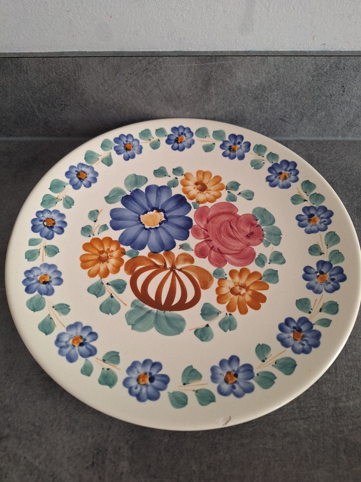Decoratief bord met handgeschilderde bloemen, Ophalen