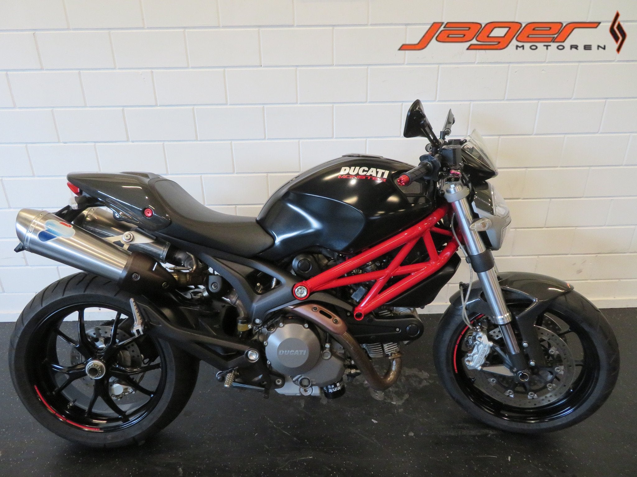 Ducati MONSTER 796 PERFECT! TERMIONI (bj 2011), Motoren, Motoren | Ducati, Bedrijf, 796 cc, Naked bike