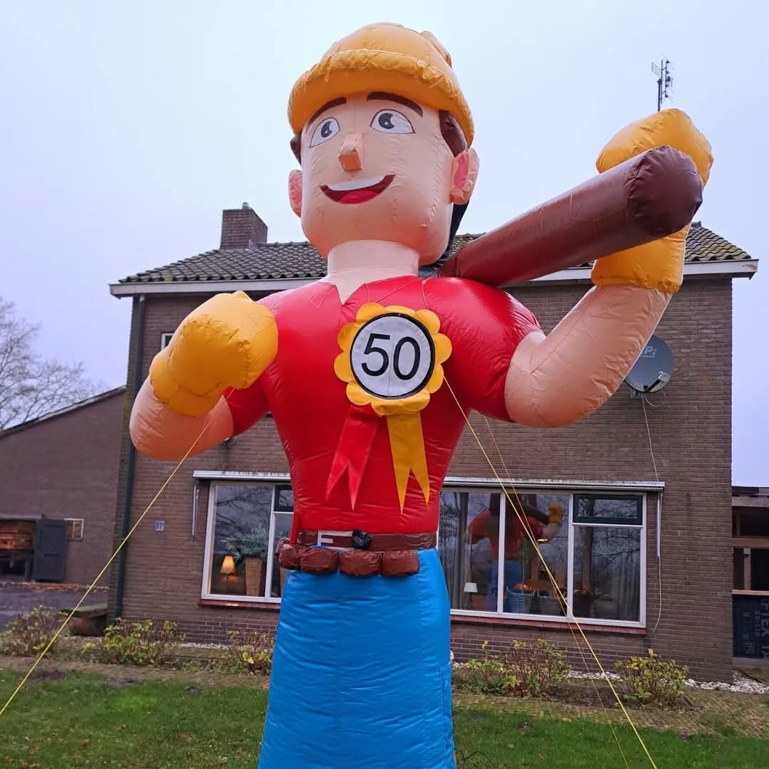 Abraham klusser / bouwvakker (1 t/m 99) te huur!, Ophalen of Verzenden, Zo goed als nieuw, Abraham of Sarah