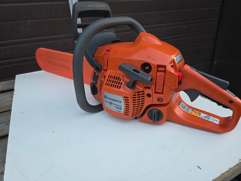 Husqvarna 135 kettingzaag Met X-Torq, Stihl, Husqvarna, 70 mm of meer, Kettingzaag, Ophalen of Verzenden
