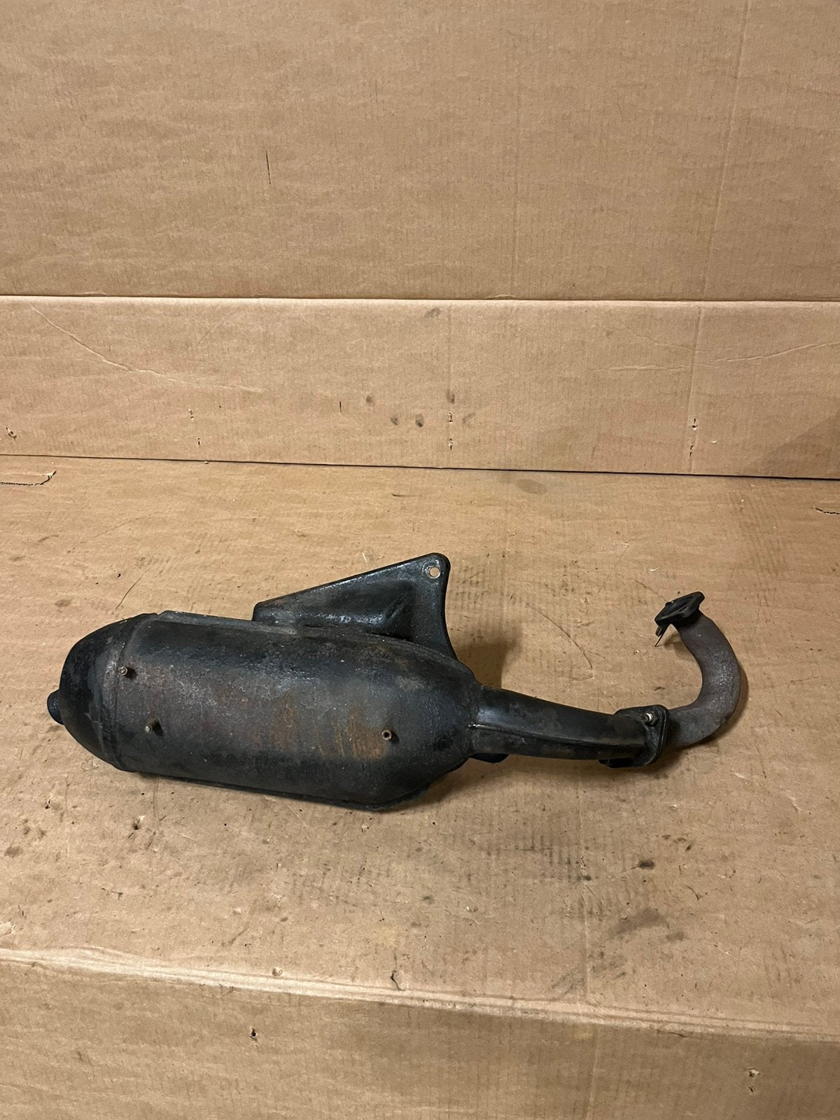 Piaggio gilera 125 180 cc 2 takt uitlaat, Verzenden, A, A, A