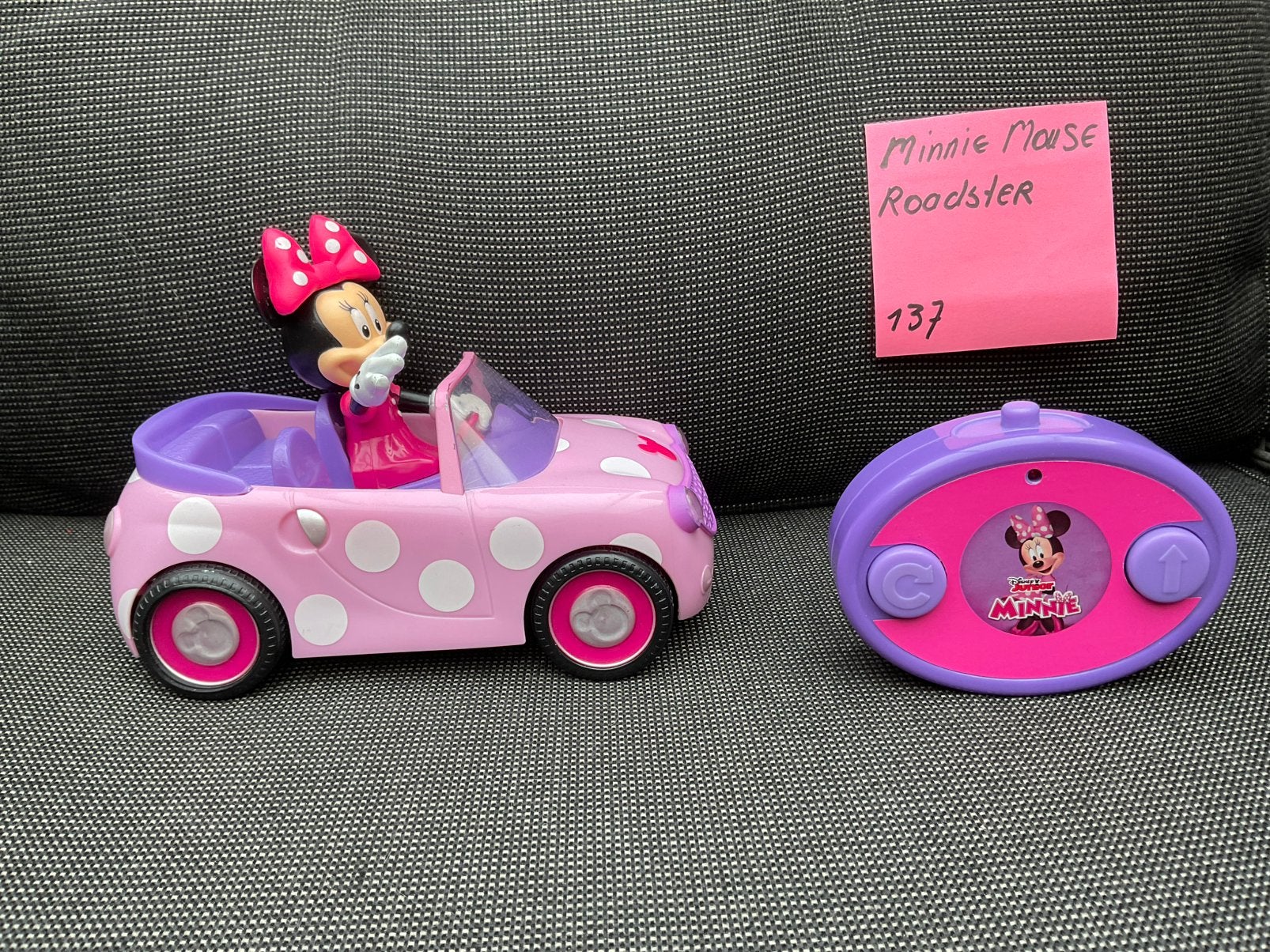Disney Minnie Mouse Roadster auto, werkt!, Ophalen, Mickey Mouse, Zo goed als nieuw