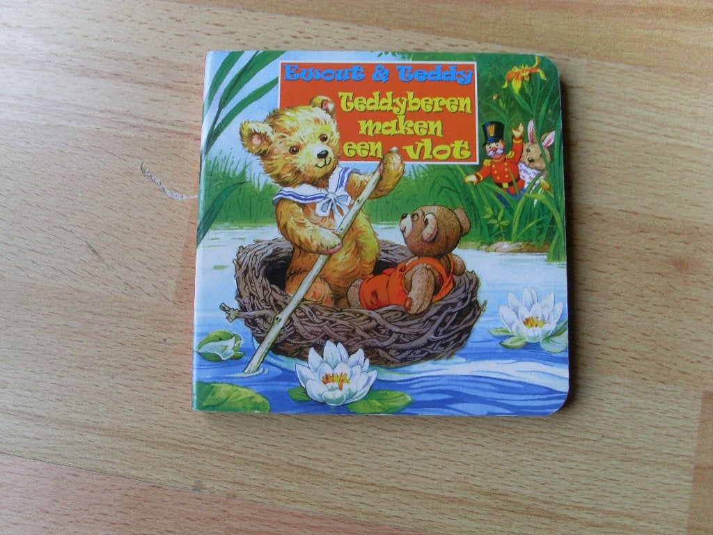 Ewout&Teddy teddyberen maken een vlot, Ophalen of Verzenden, Zo goed als nieuw, Fictie algemeen