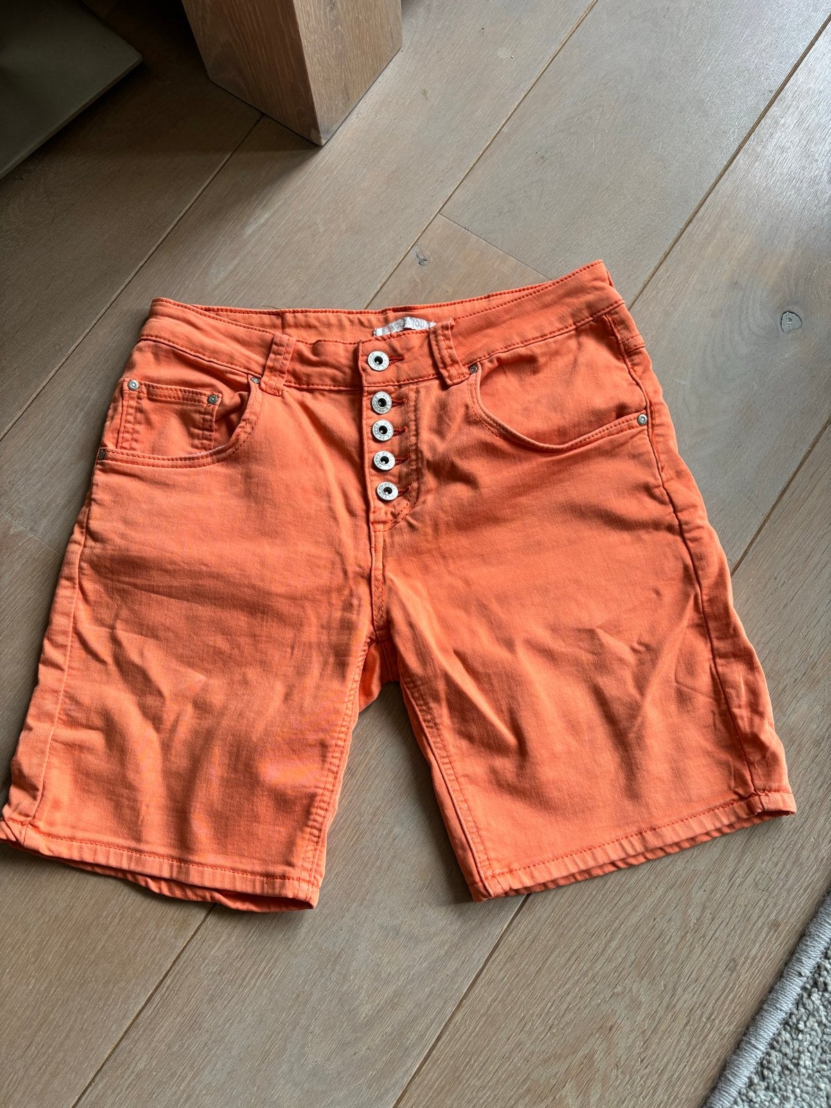 Oranje Places du Jour korte broek maat 38/40 (M), Maat 38/40 (M), Kort, Oranje, Ophalen of Verzenden