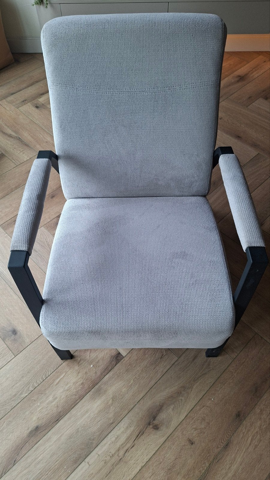 Comfortabele Feelings fauteuil - Grijs met zwart onderstel, Ophalen, Gebruikt, Metaal, Eén